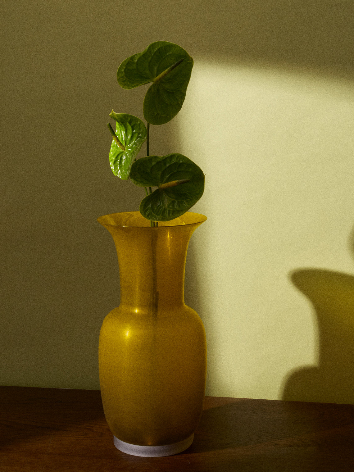 Venini - Satin Hand-Blown Murano Glass Vase (5in/12.5cm) - Yellow - ABASK