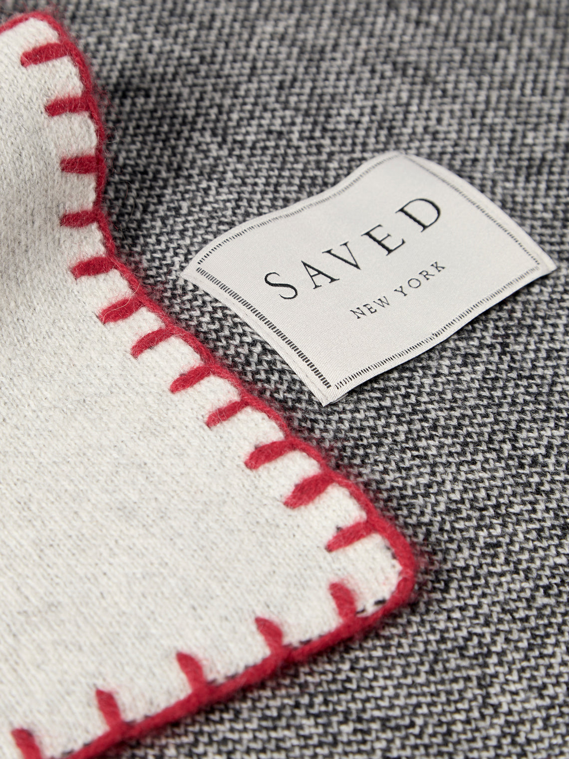 Saved NY - Clover Cashmere Throw (79in/2m) - White - ABASK