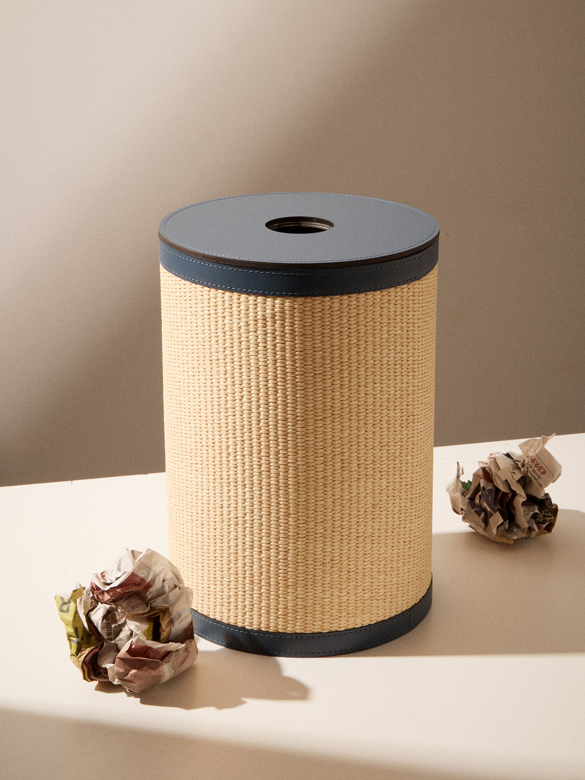 Pinetti - Aurora Leather and Straw Lidded Wastepaper Basket - Navy - ABASK