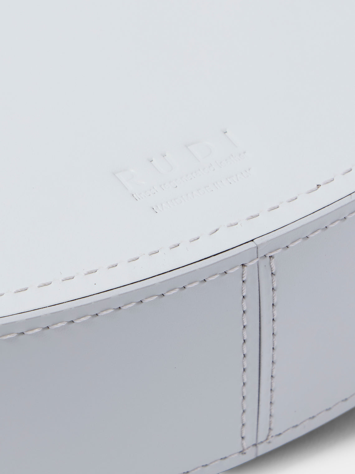 RUDI - Ginepro Leather Round Tray (16.5in/42.5cm) - White - ABASK