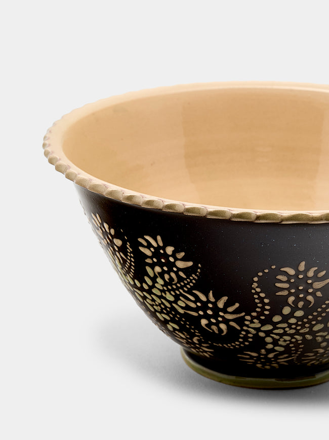 Poterie d’Évires - Flowers Hand-Painted Ceramic Small Fluted Serving Bowl - Dark brown - ABASK