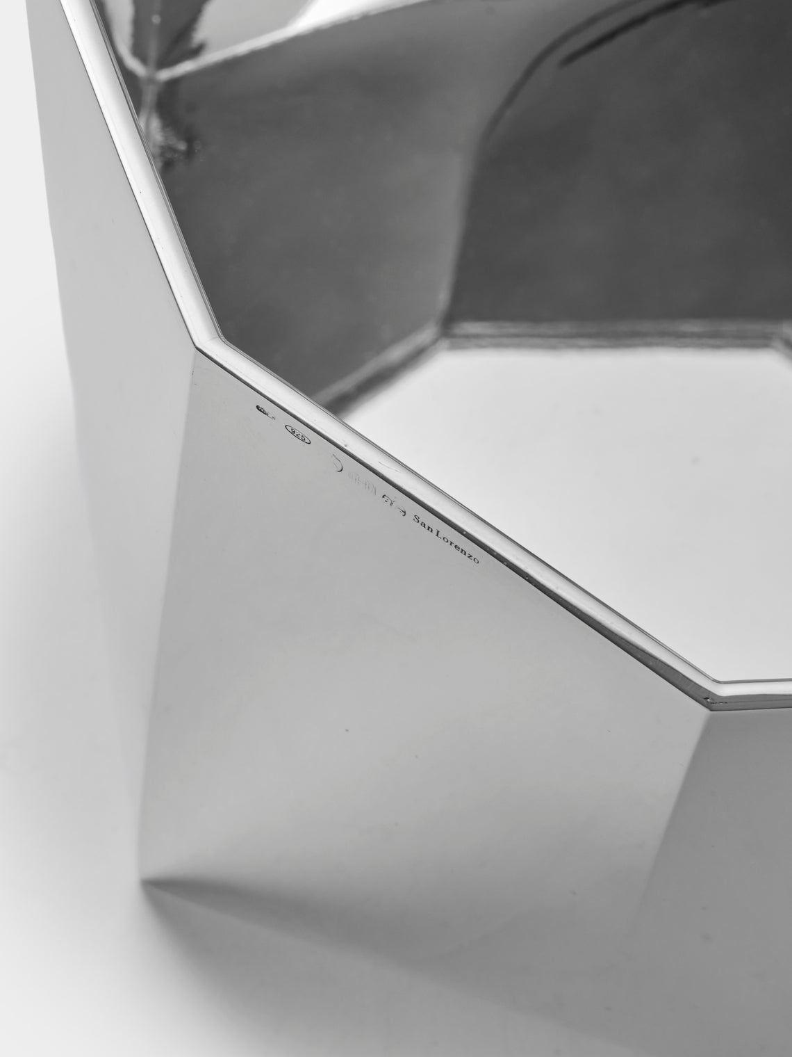 San Lorenzo - 1971 Afra and Tobia Scarpa Polygonal Sterling Silver Vase (7.5in/19cm) - Silver - ABASK
