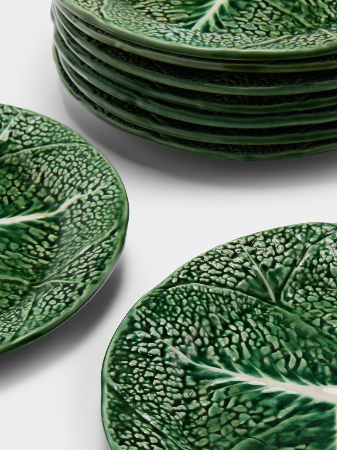 Antique and Vintage - Mid-Century Cabbage Majolica Ceramic Dinner Plates – 10.5in/27cm (Set of 8) - Green - ABASK