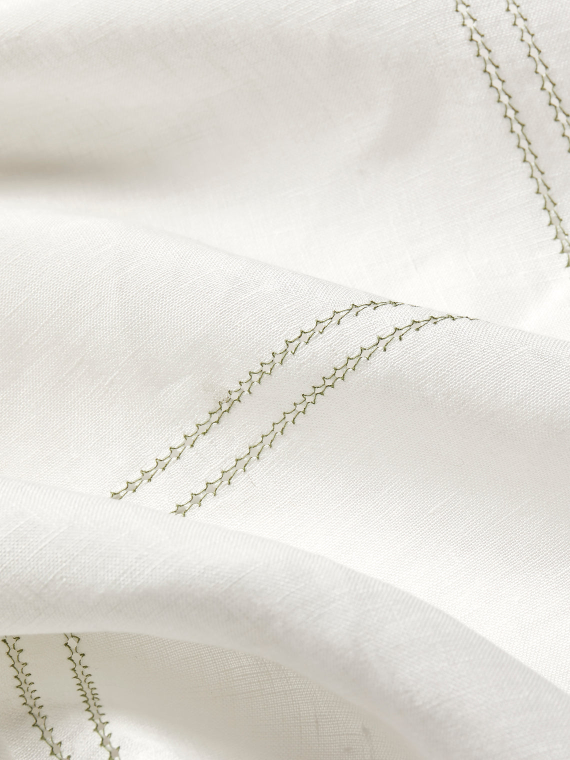 Volga Linen - Botanical Double Hem-Stitch Linen Check Rectangular Tablecloth (157.5in/4m) - White - ABASK