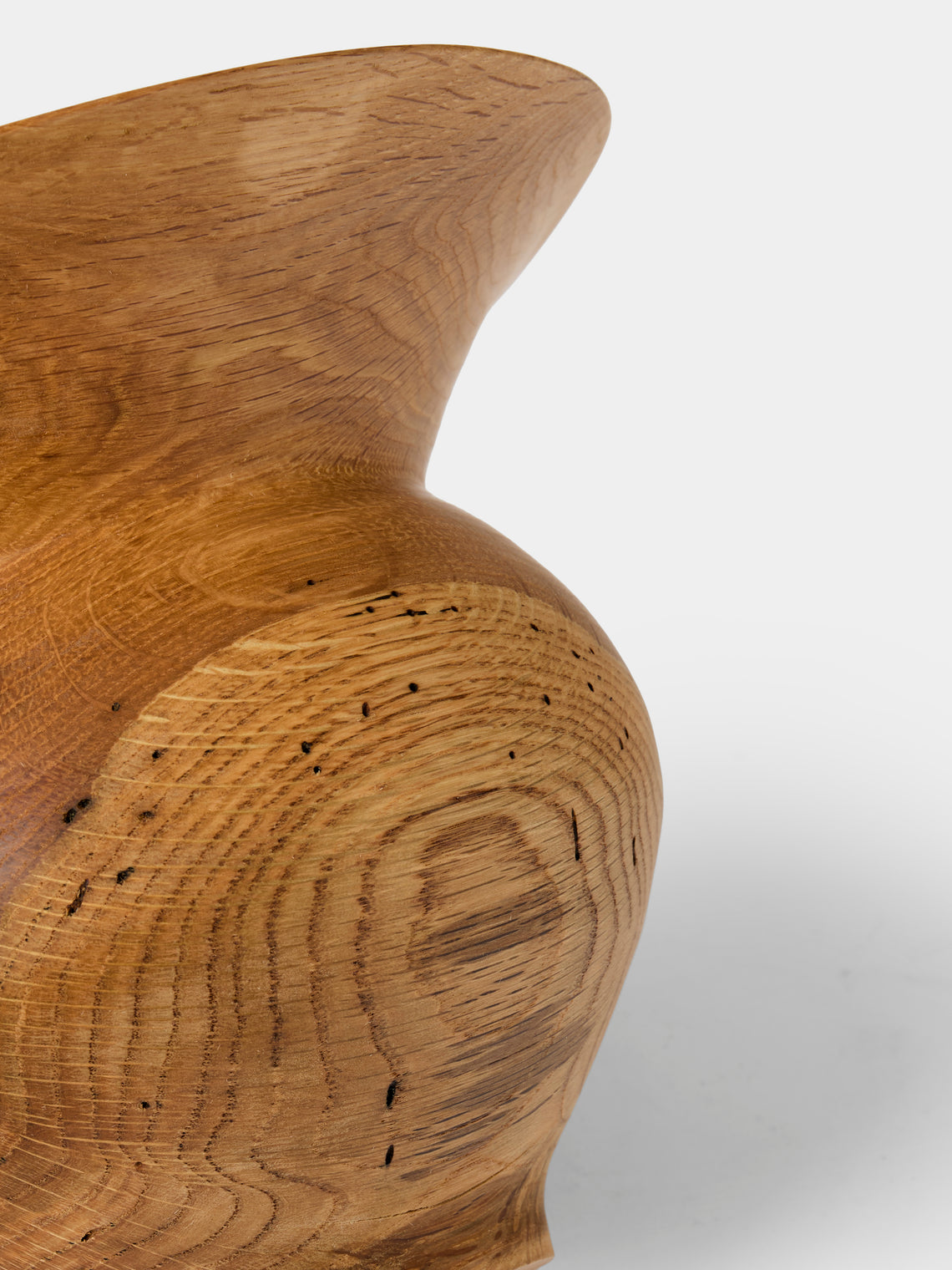 Iida Woodturning - Hand-Turned Ash Oil-Finish Vase (11.5in/29.5cm) - Brown - ABASK