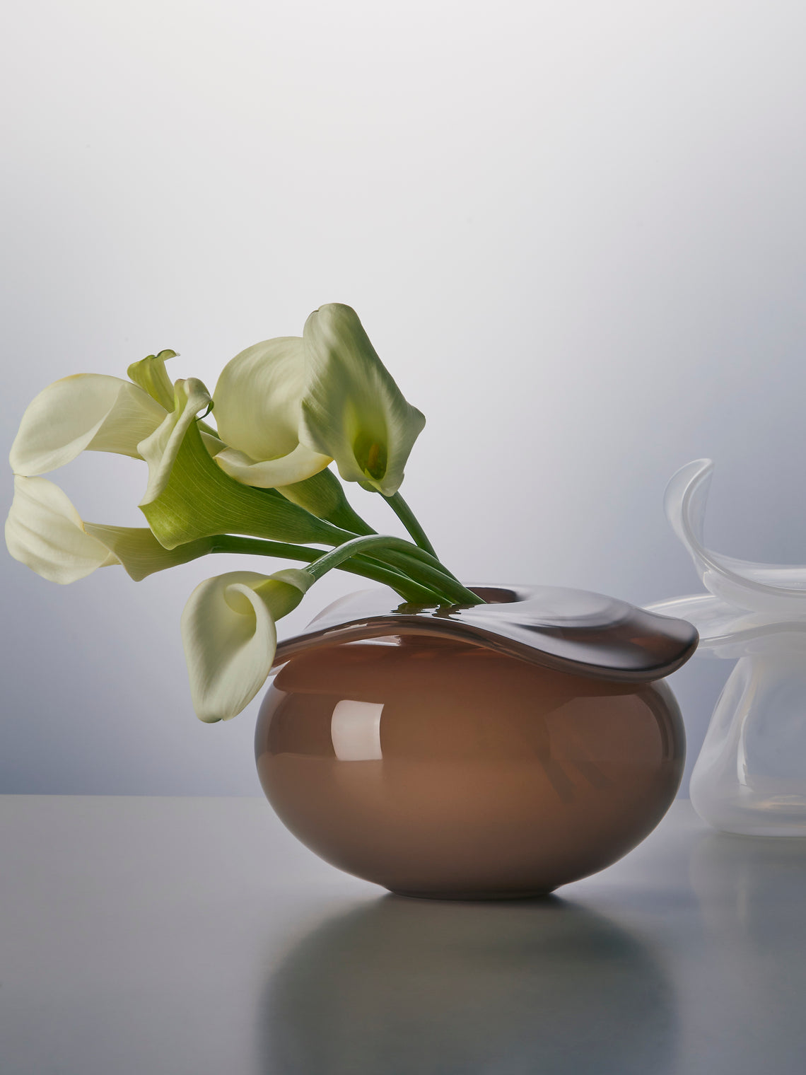 Oog Objects - 14 Hand-Blown Glass Vase (8in/21cm) - Brown - ABASK