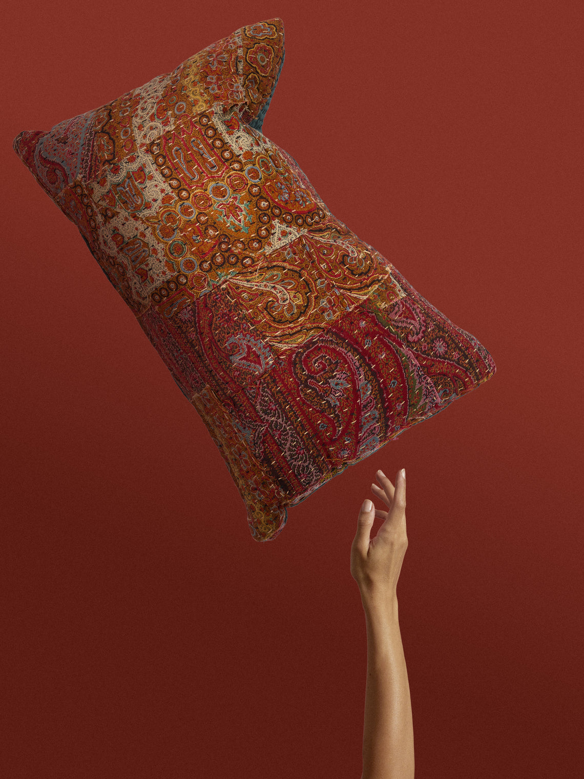 By Walid - 19th-Century Paisley Patchwork Wool and Linen Cushion (16.5in/42cm) - Multiple - ABASK