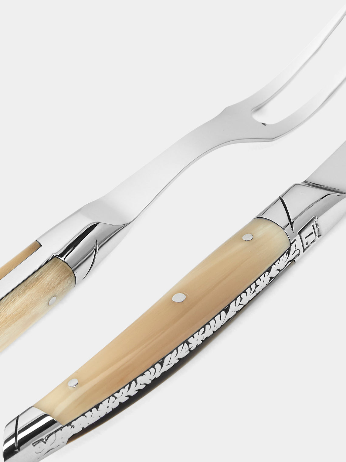 Goyon-Chazeau - Le Thiers Prestige Flammée Blonde Horn Cheese Servers (Set of 2) - Brown - ABASK