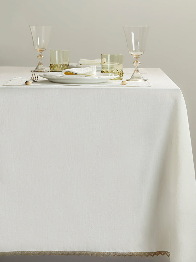 Borgo delle Tovaglie - Bagheria Embroidered Linen Rectangular Tablecloth (165.5in/4.2m) - Ivory - ABASK