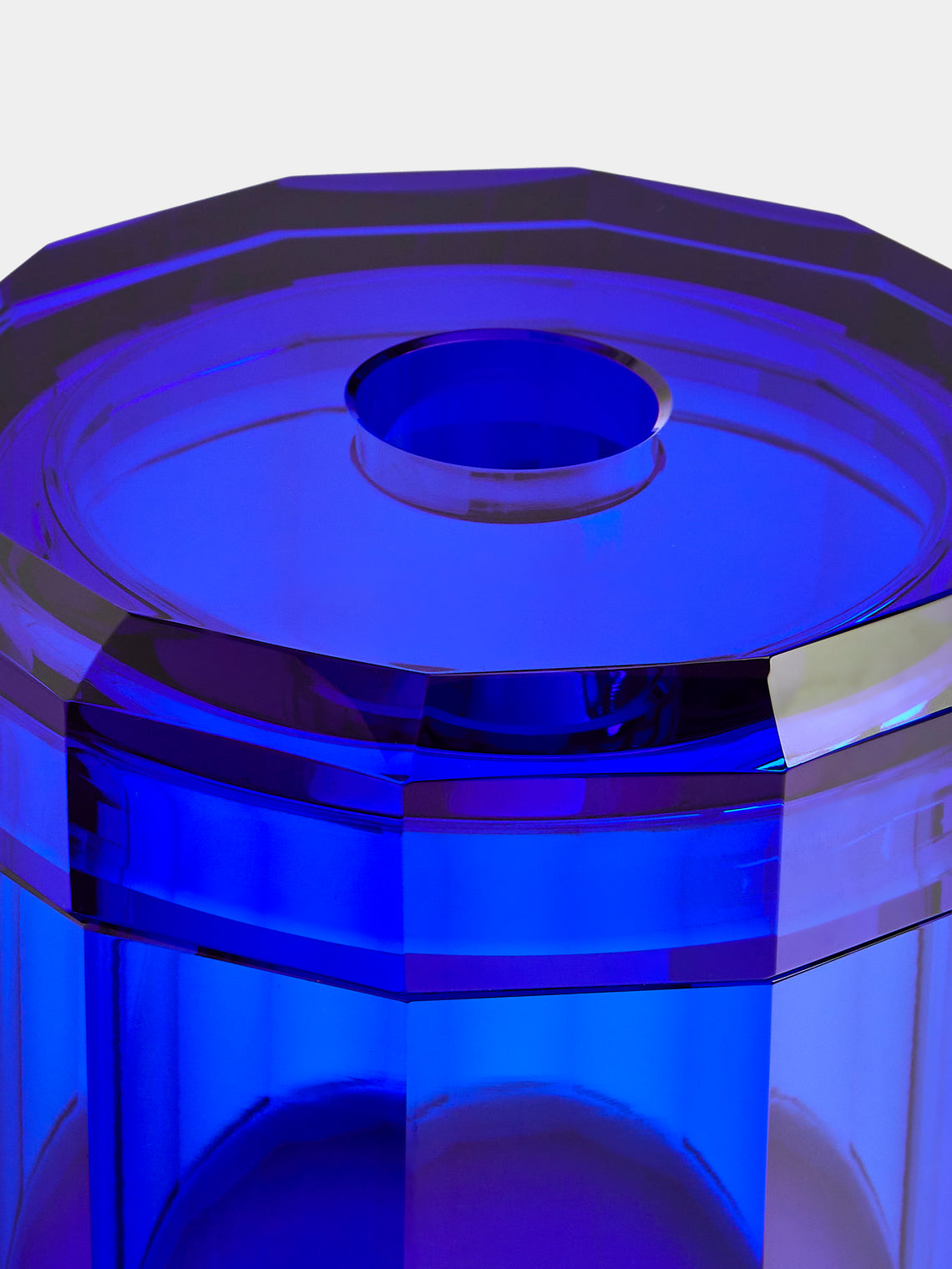 Decor Walther - Cut Crystal Tissue Box - Blue - ABASK