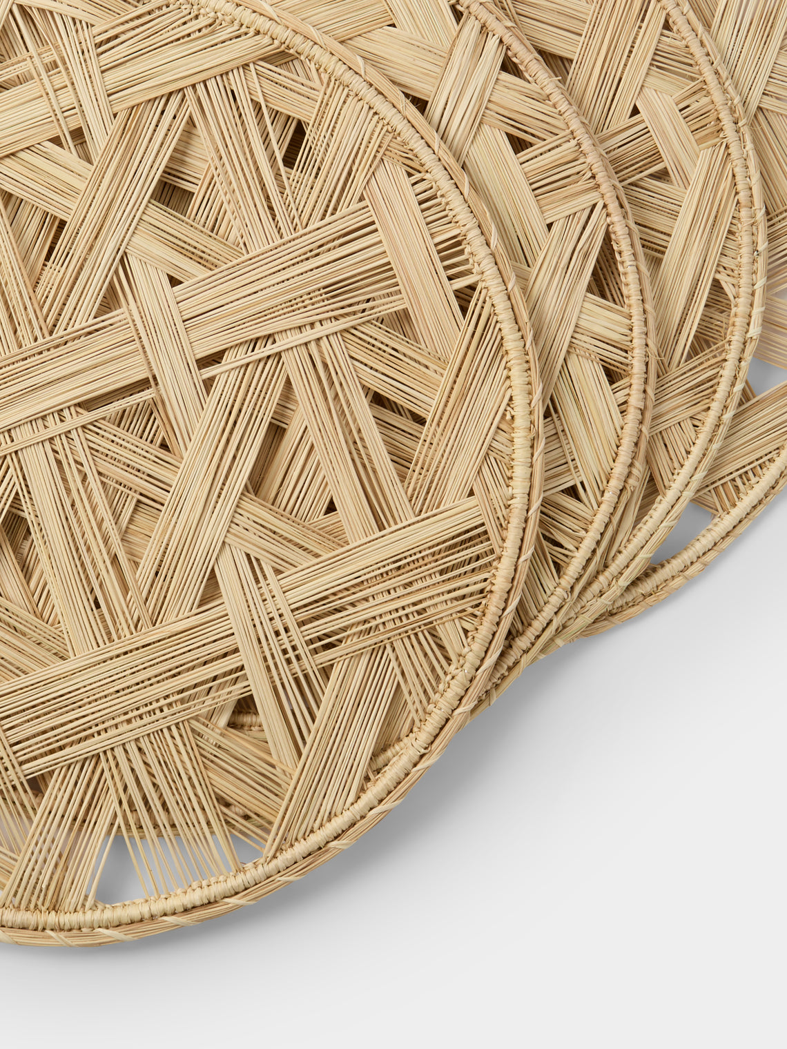 Artesanías del Atlántico - | Set of 4 | Atarraya Handwoven Palm Placemats - Natural - ABASK