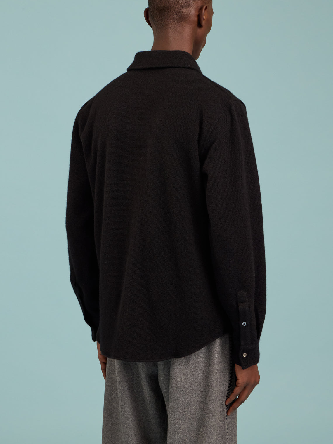 God's True Cashmere - Cashmere Shirt | Size: M - Black - ABASK