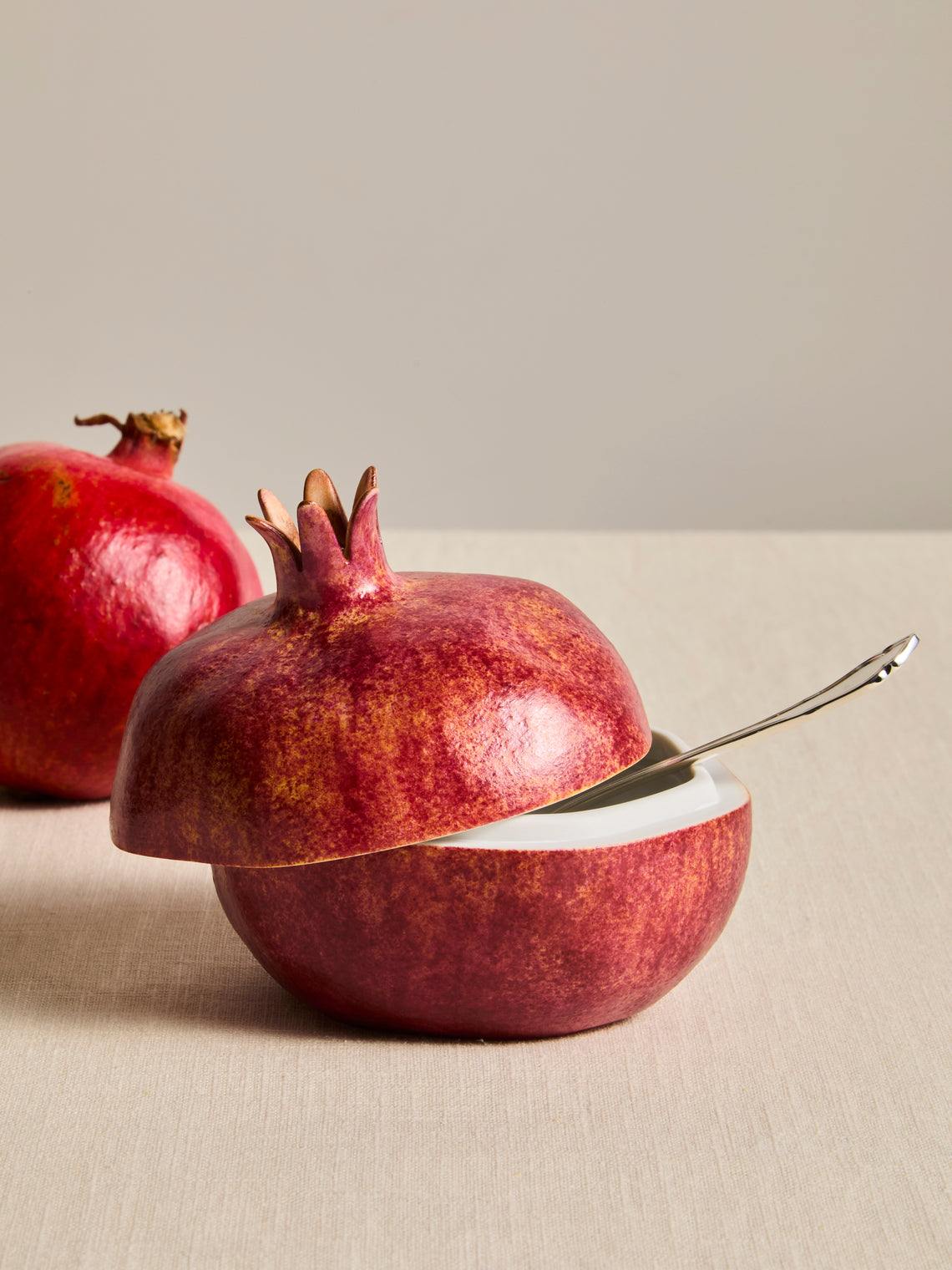 Augarten - Hand-Painted Porcelain Pomegranate Dish - Red - ABASK