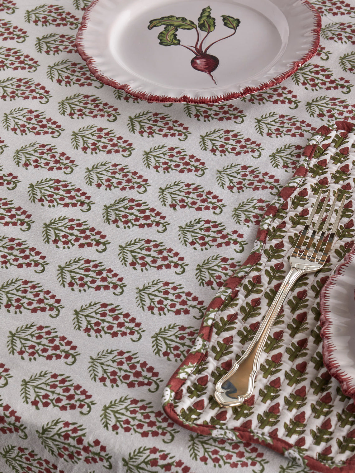 Chamois - Persian Paisley Block-Printed Cotton Round Tablecloth (86.5in/2.2m) - Red - ABASK