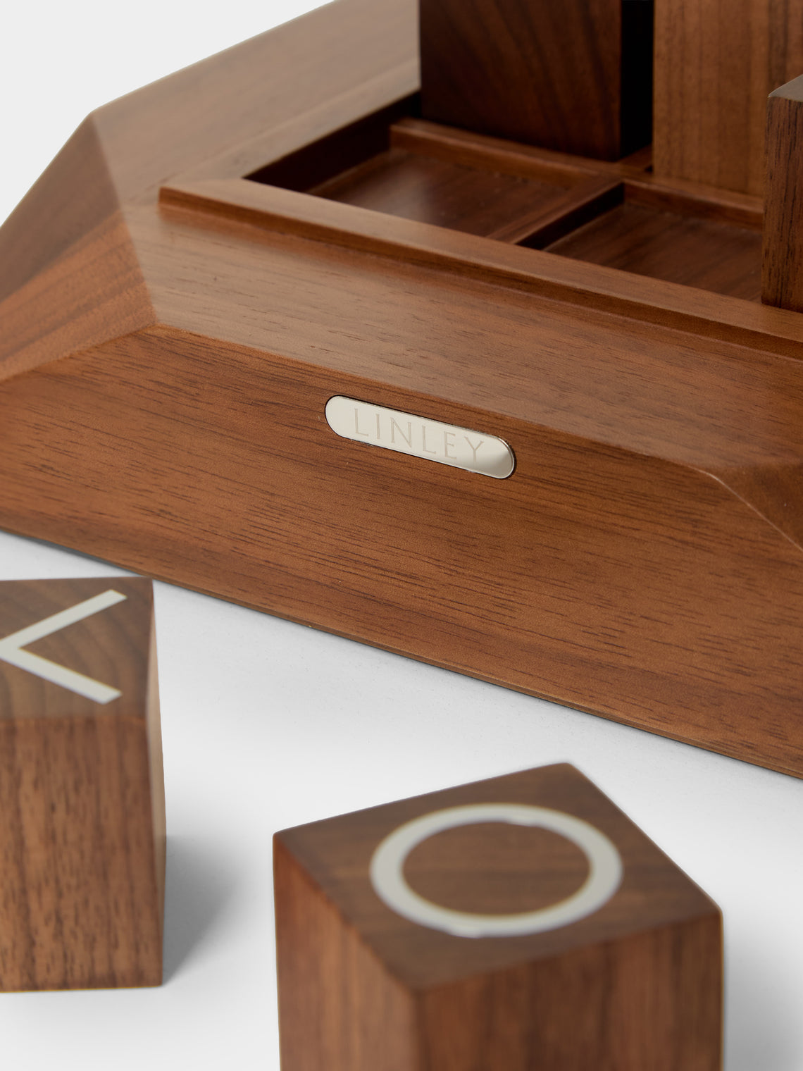 Linley - Lux Walnut Noughts and Crosses - Brown - ABASK