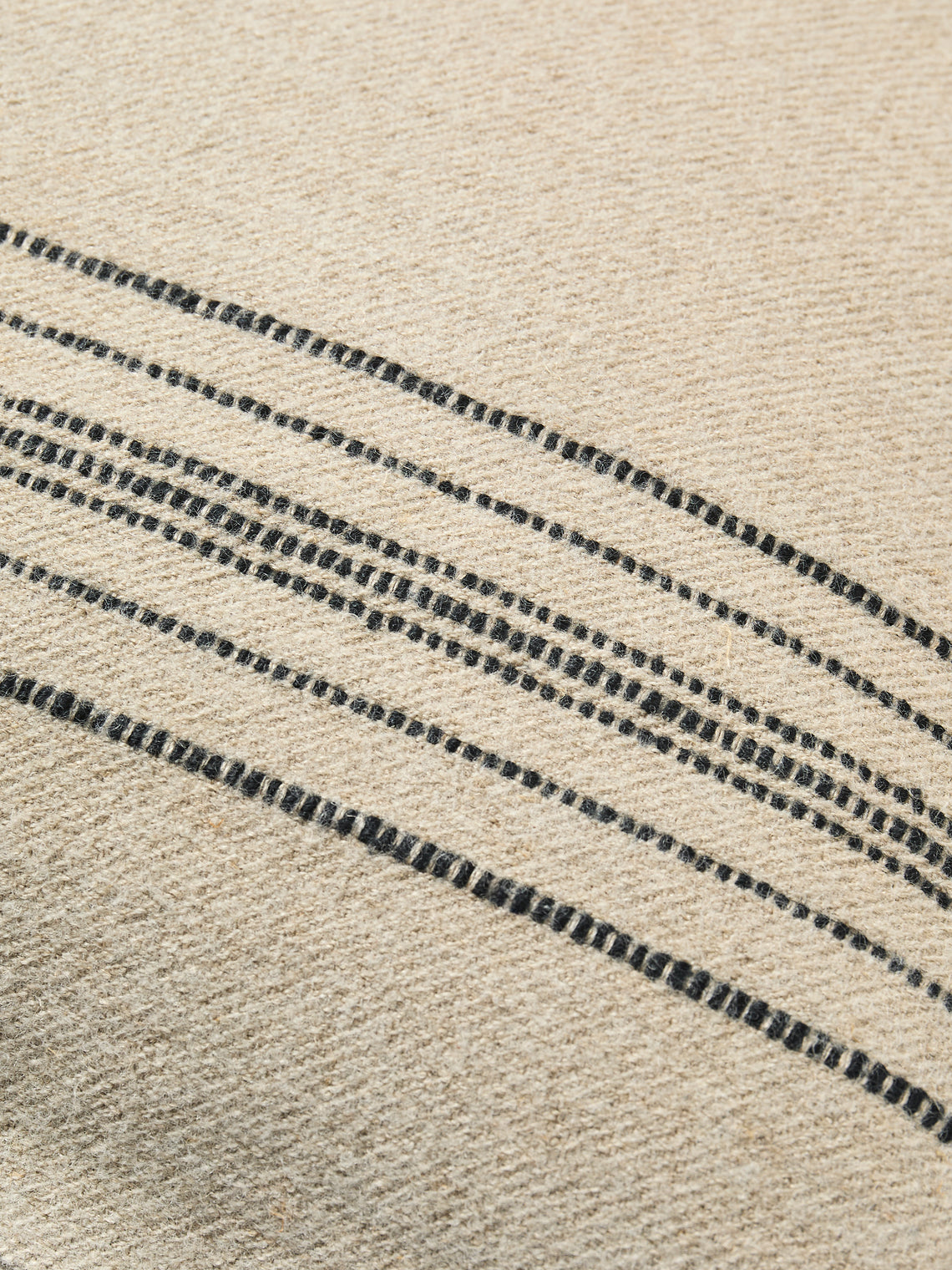 Libeco - Vourkari Belgian Linen Cushion (25in/63cm) - Natural - ABASK