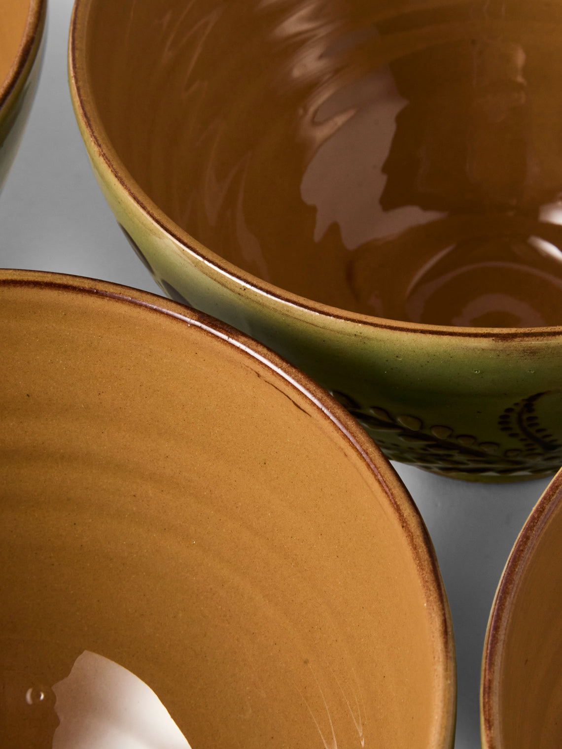 Poterie d’Évires - Flowers Hand-Painted Ceramic Grand Bowls (Set of 4) - Green - ABASK