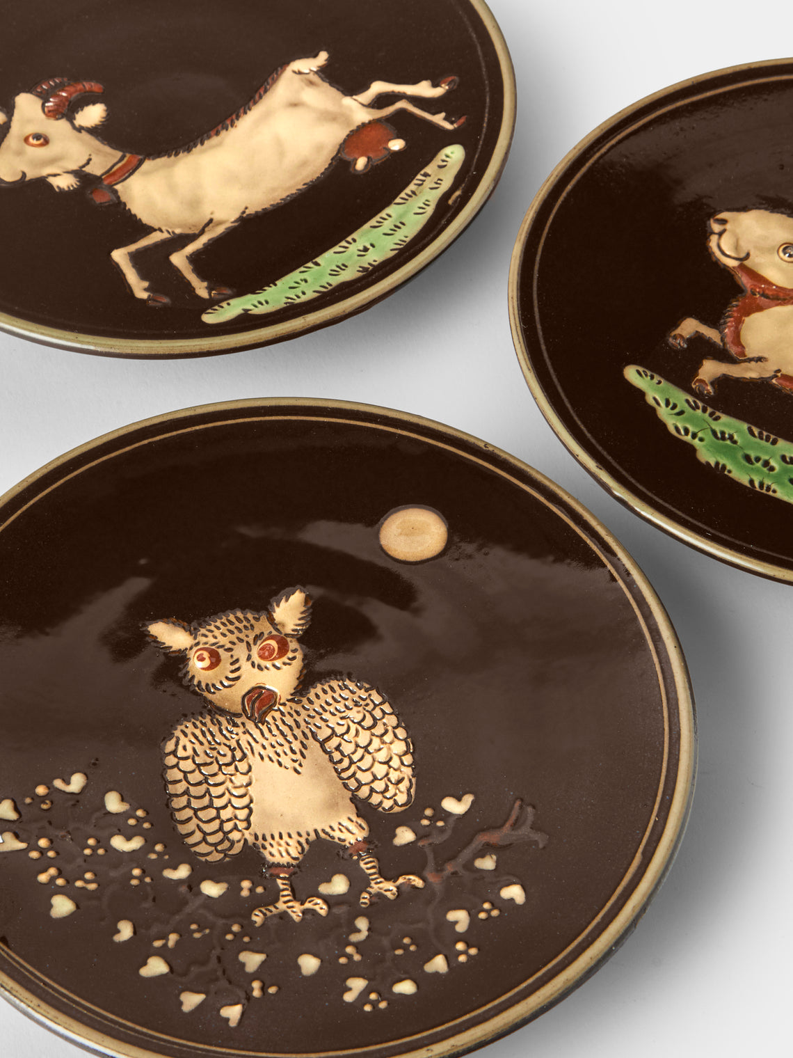 Poterie d’Évires - Animals Hand-Painted Ceramic Plates – 5.5in/14cm (Set of 4) - Dark Brown - ABASK