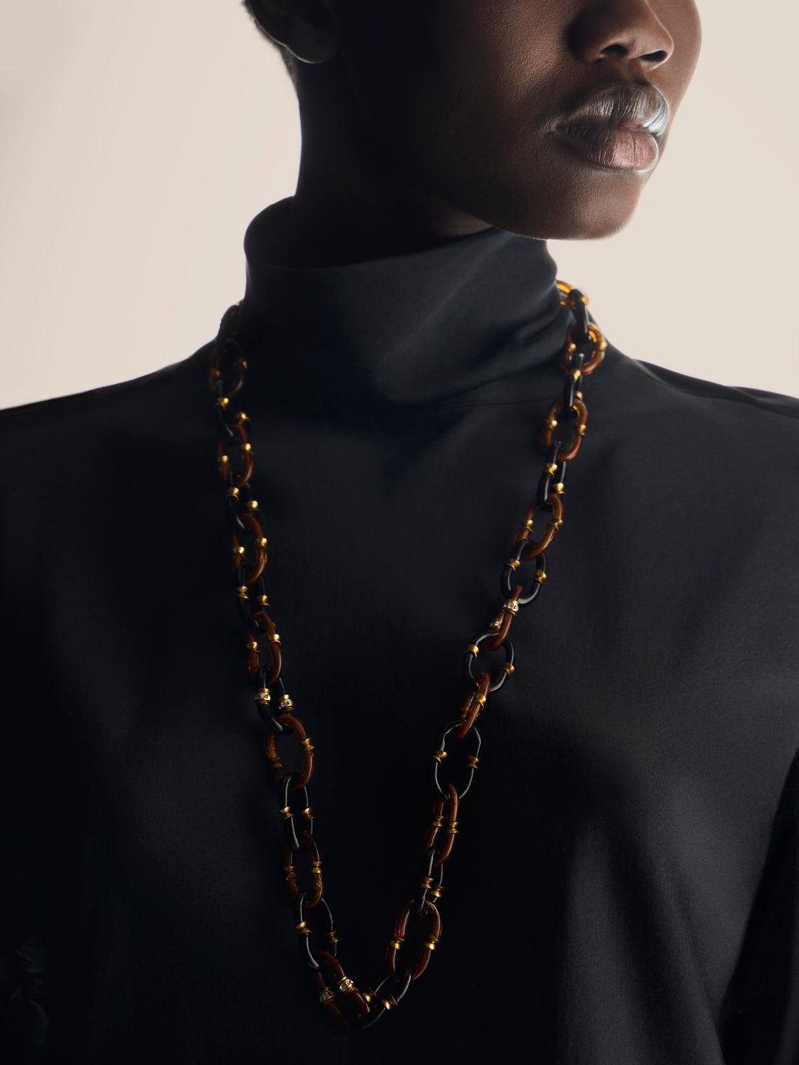 Mahnaz Collection - Vintage 1960s Archimede Seguso Murano Glass, Rhinestone and Gilt Brass Necklace - Brown - ABASK