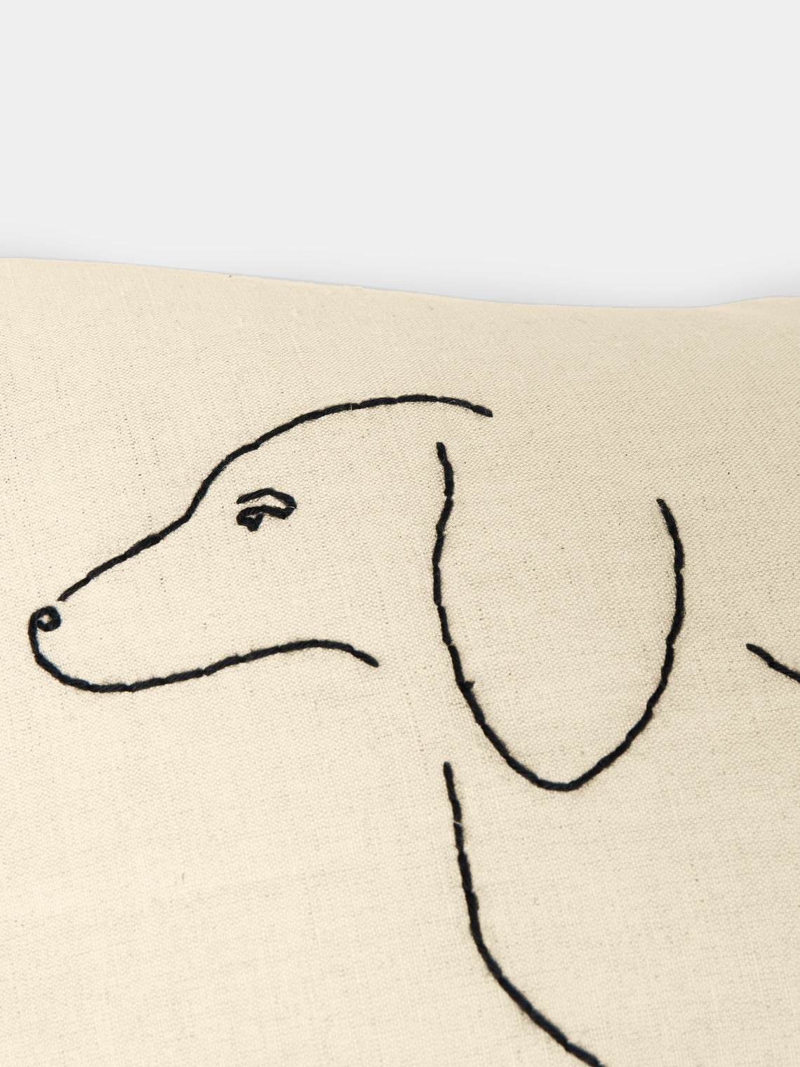Oeuvres Sensibles - Dog Hand-Embroidered Cotton and Hemp Linen Cushion (15.5in/40cm) - Cream - ABASK