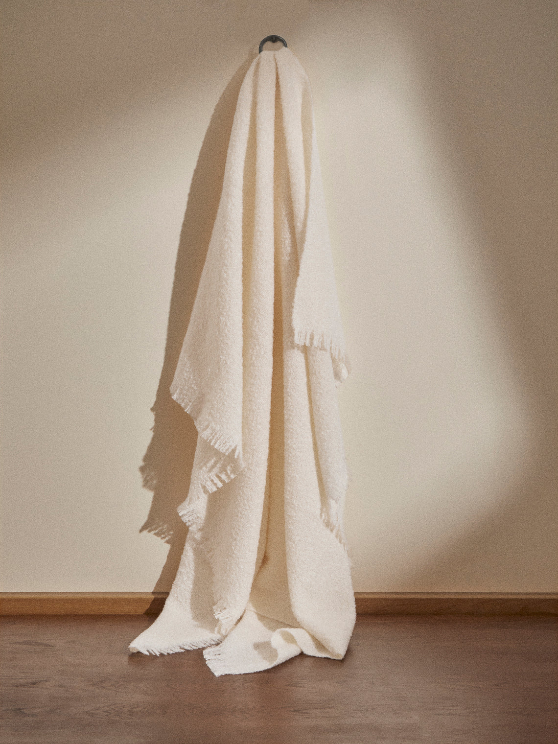 Brun de Vian-Tiran - Cirrus Handwoven Mohair Throw (71in/1.8m) - Cream - ABASK