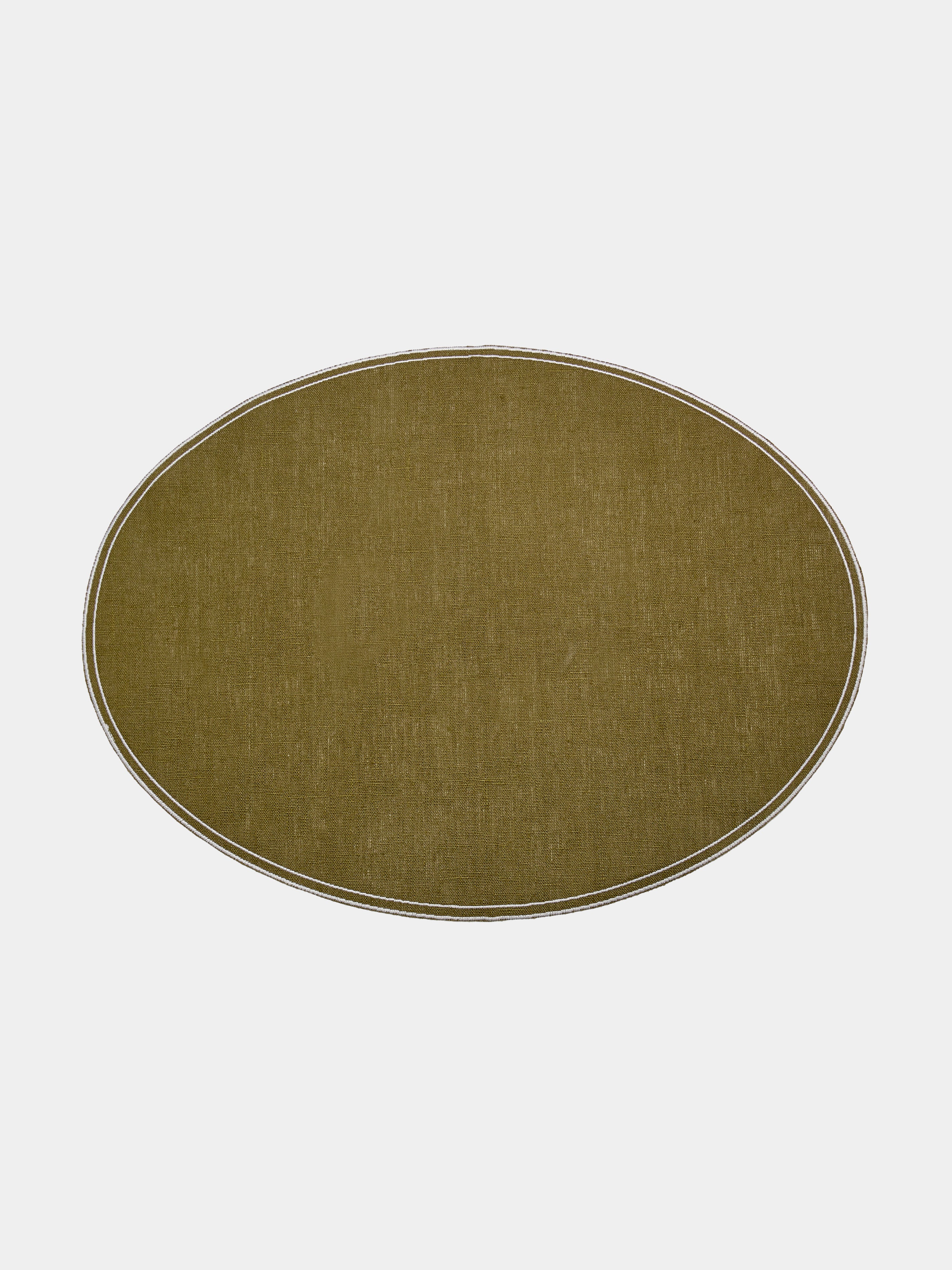 Oval Linen Placemats (Set of 4)