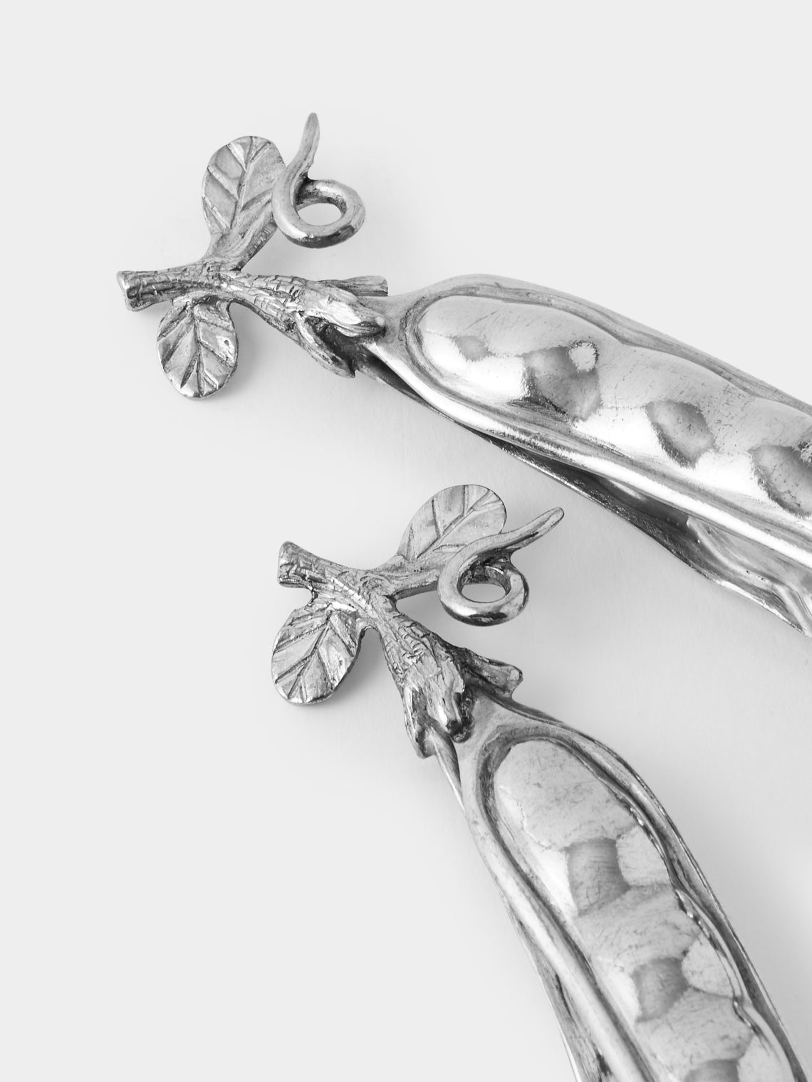 Au Bain Marie - | Set of 2 | Pea Pod Pewter Salt and Pepper Shakers - Silver - ABASK