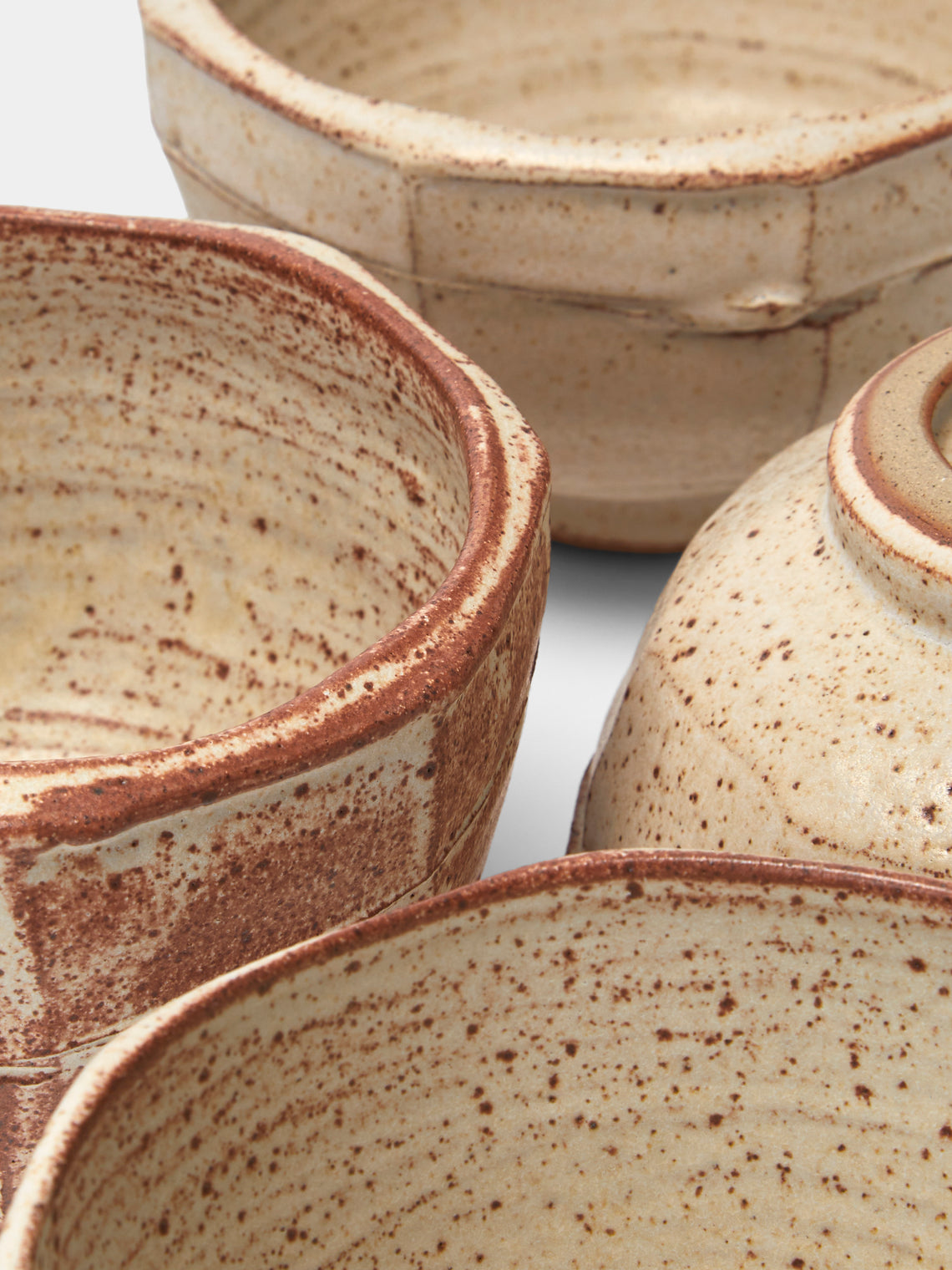 Adam Ross - Hand-Thrown Ceramic Faceted Bowls (Set of 4) - Beige - ABASK