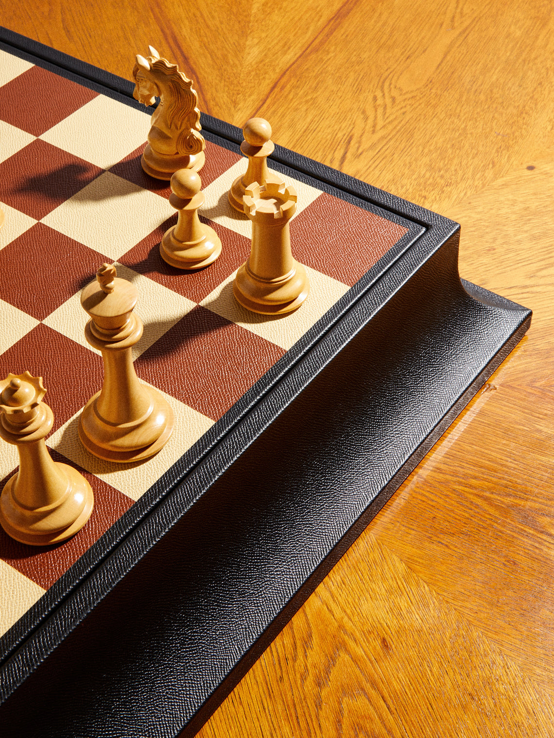 Geoffrey Parker - Championship Staunton Leather Chess Set - Black - ABASK