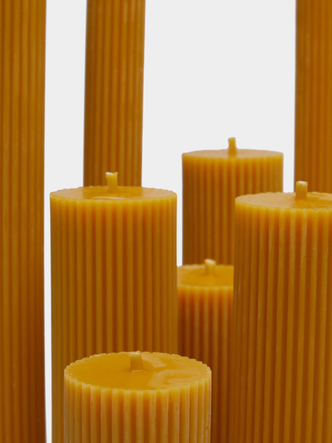 Bzzwax - Beeswax Cylinder Candles (Set of 9) - Yellow - ABASK