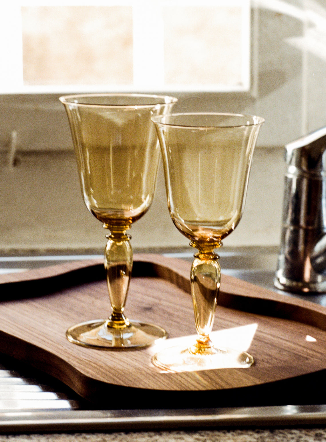 Roma Hand-Blown Murano White Wine Glass
