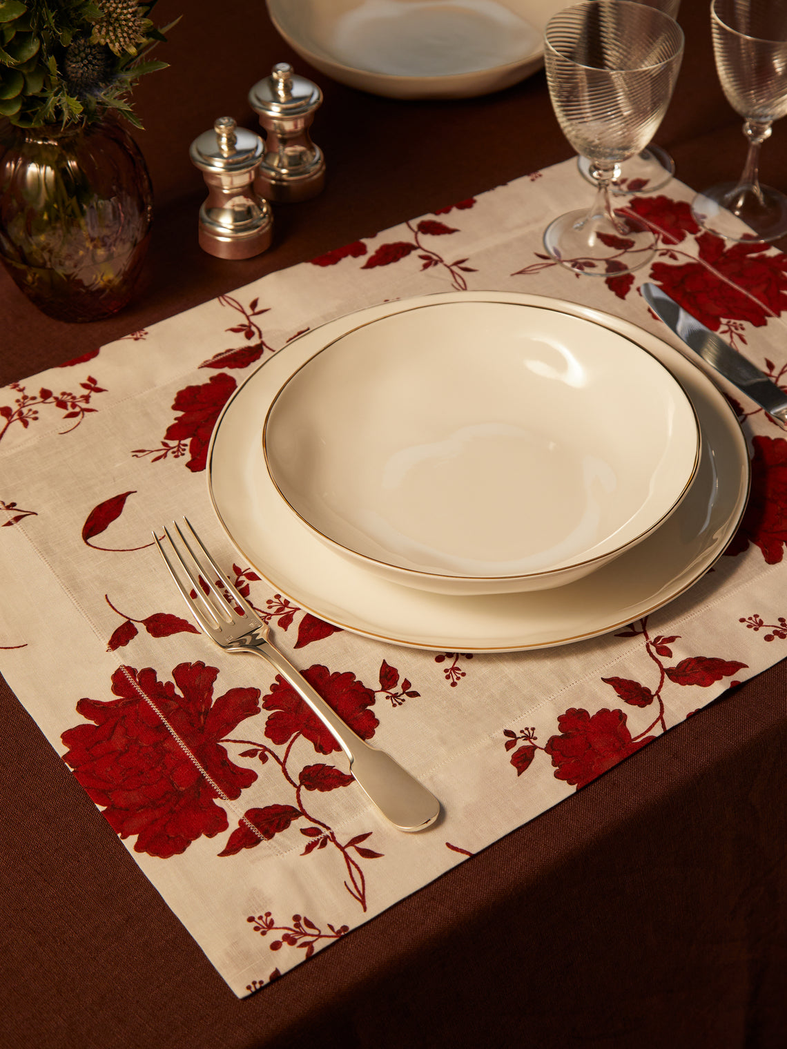 Emilia Wickstead - Floral Linen Placemats (Set of 4) - Red - ABASK