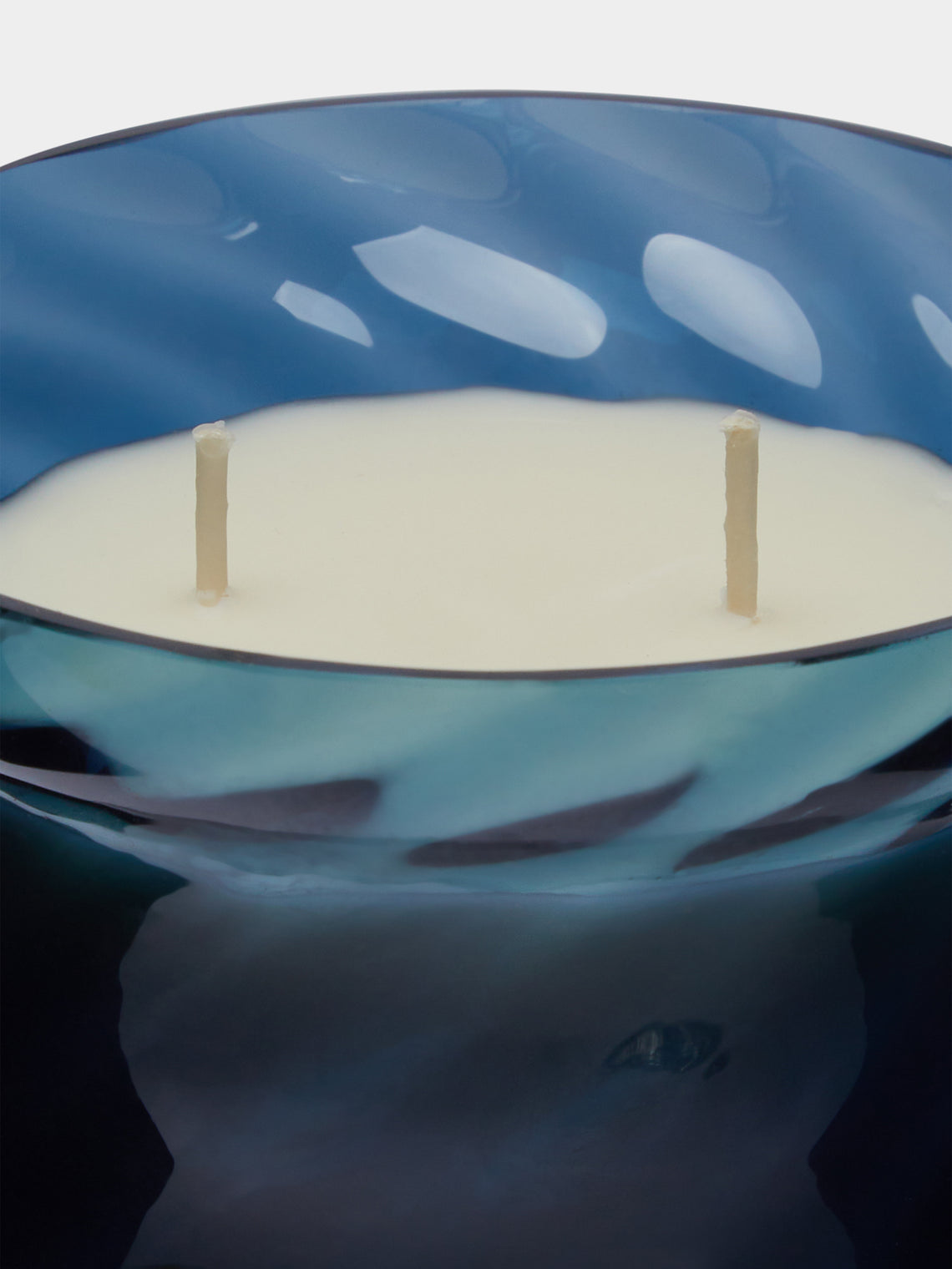 Aina Kari - The First Hand-Poured Scented Candle -  - ABASK