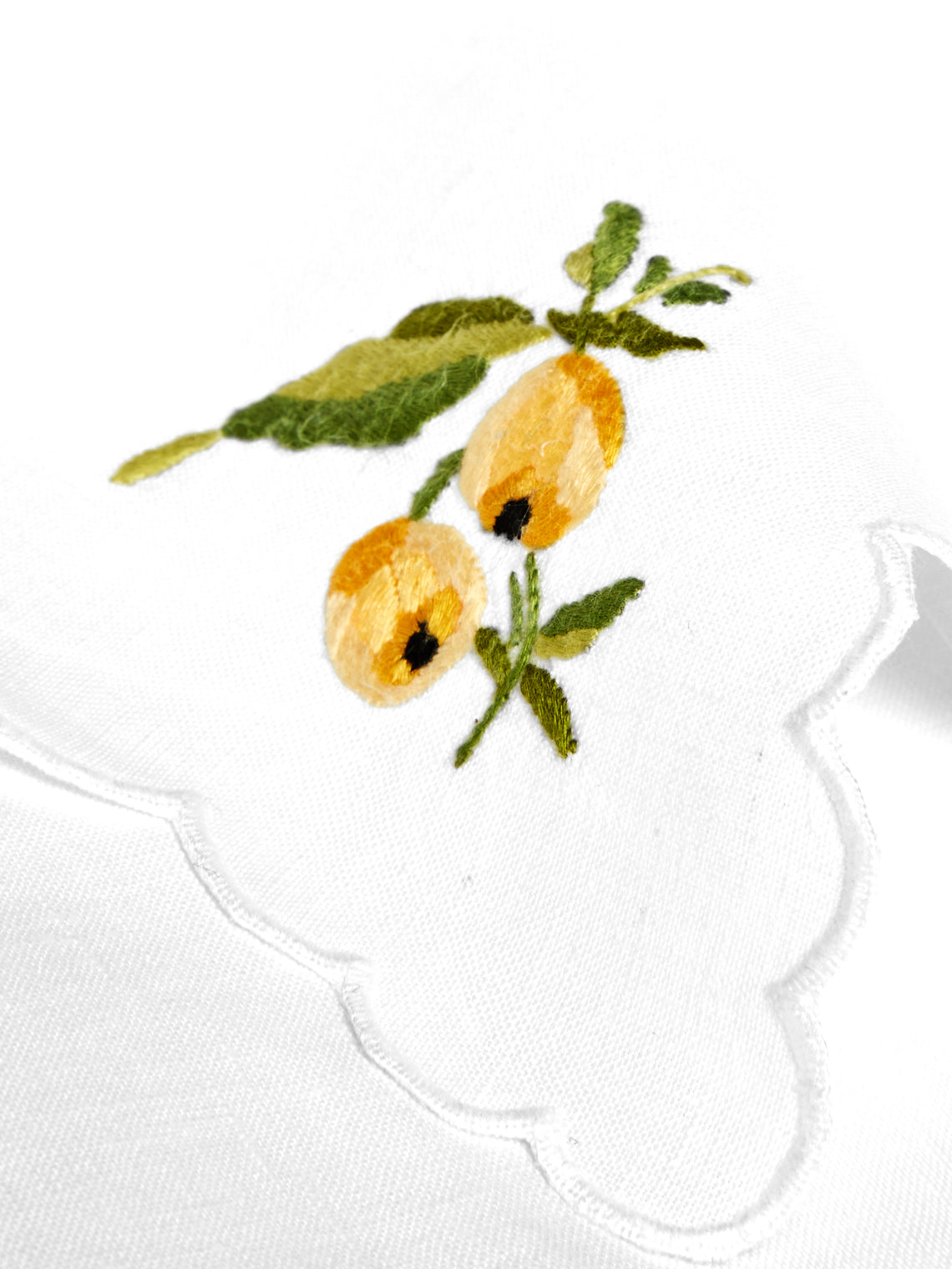Taf Firenze - Motivi Frutta Procellana Hand-Embroidered Linen Tablecloth and Napkins (Set of 12) - White - ABASK