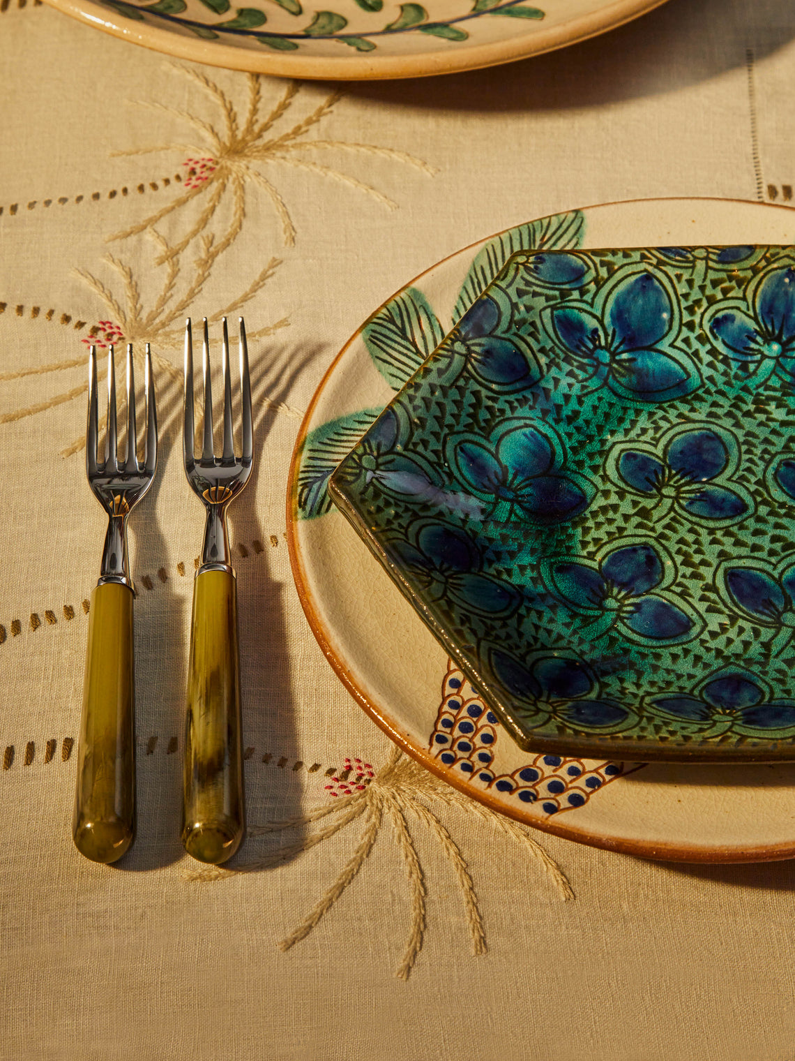 Malaika - Clover Hand-Painted Ceramic Dessert Plates (Set of 4) - Blue - ABASK