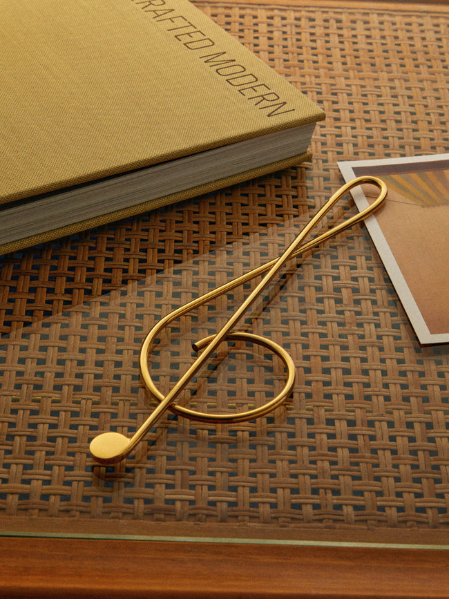 Carl Auböck - Brass Oversized Musical Clef Paperclip - Gold - ABASK