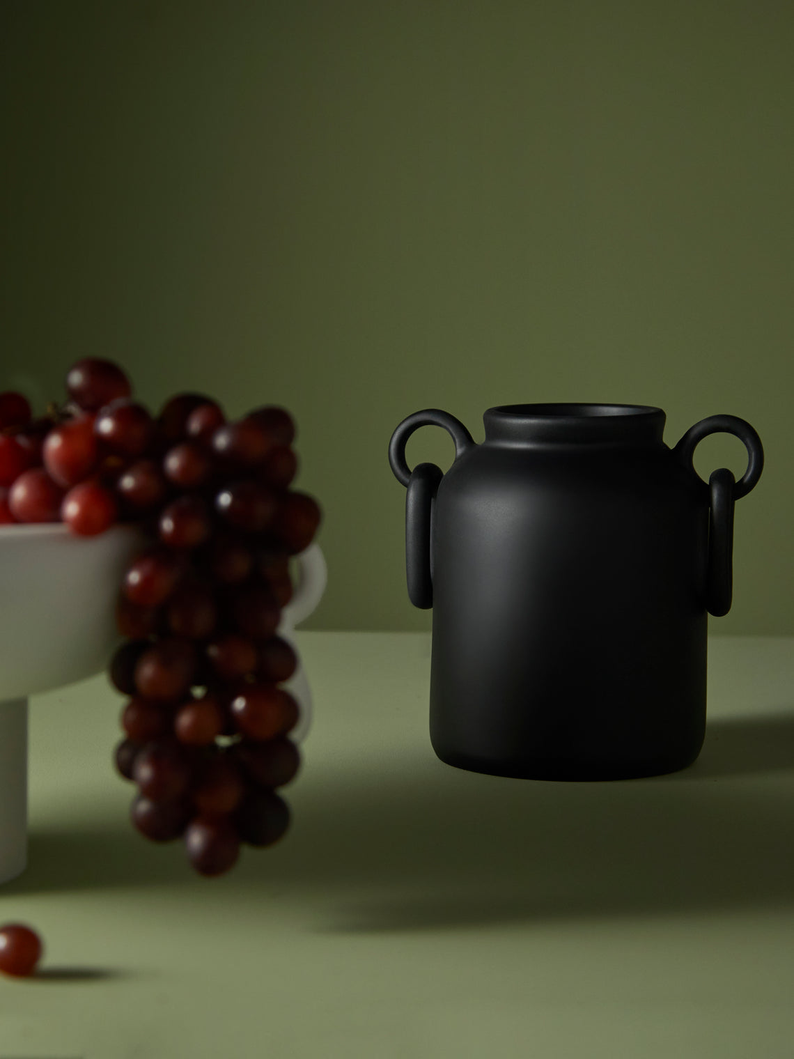 Revolution of Forms - Mitla Low Resin Vase - Black - ABASK
