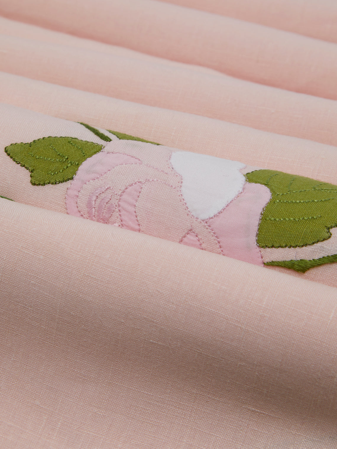 Taf Firenze - Rose Hand-Embroidered Linen Tablecloth and Napkins (Set of 6) - Pink - ABASK