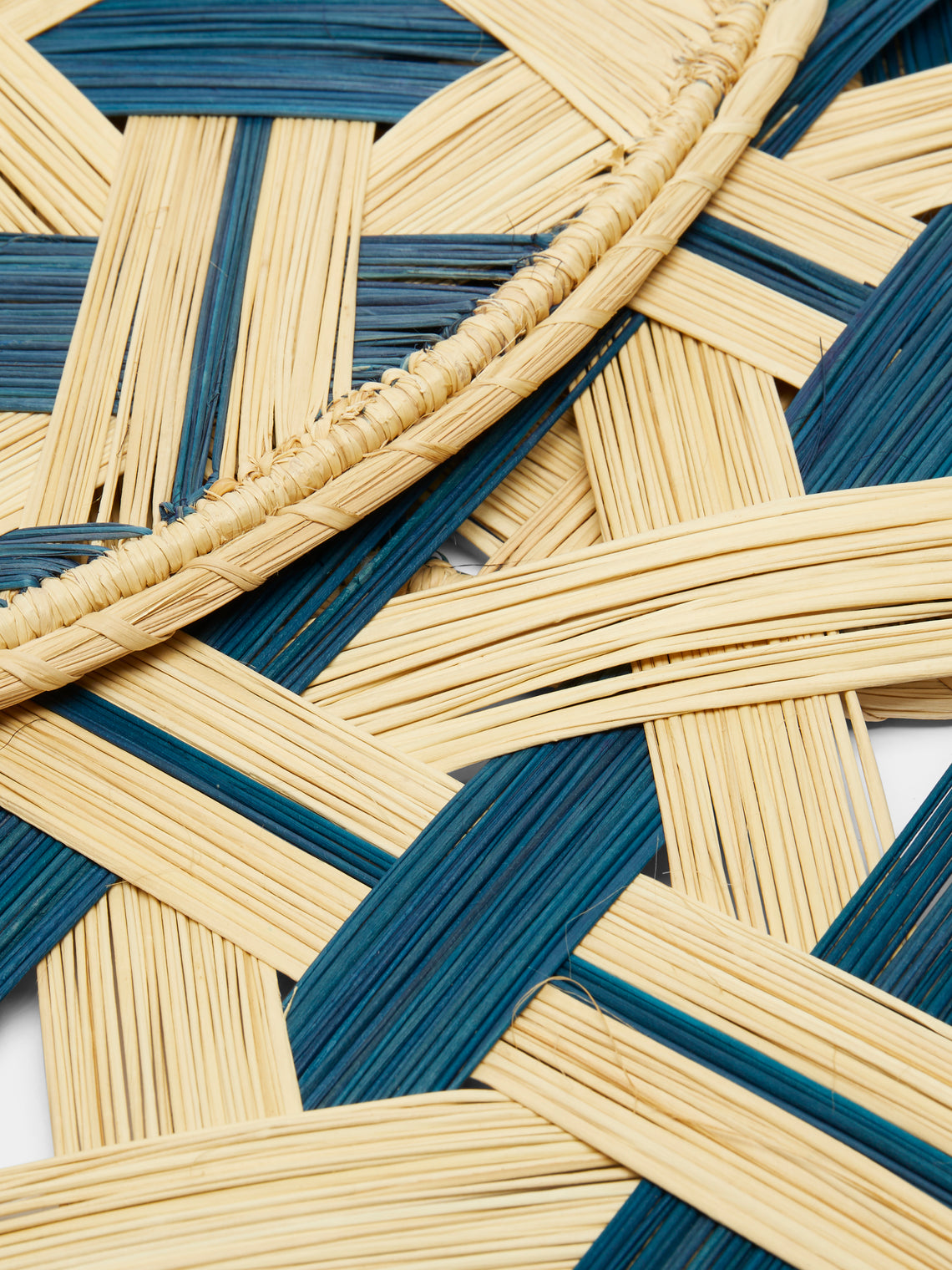 Artesanías del Atlántico - Atarraya Handwoven Palm Placemats (Set of 4) -  - ABASK