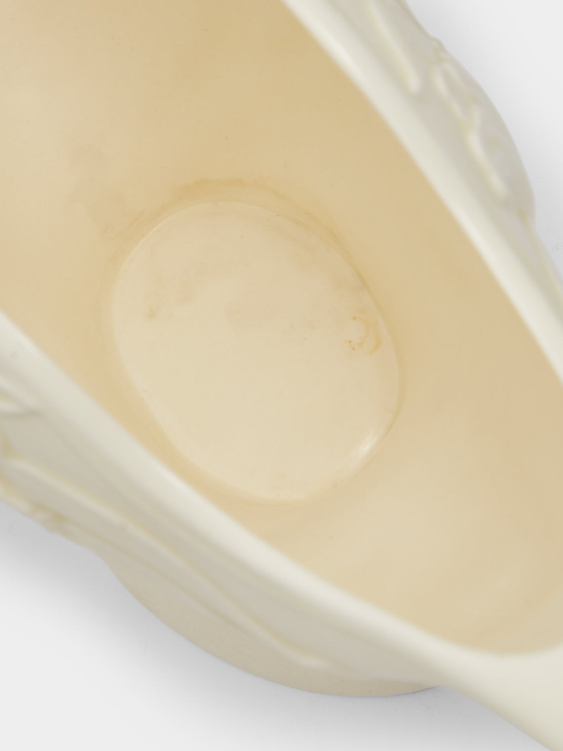 Antique and Vintage - 1930-1940 Large Tulip Relief Mantle Vase - White - ABASK