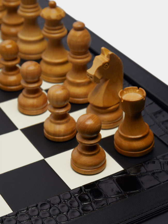 Renzo Romagnoli - Chess & Poker Games Compendium - Black - ABASK