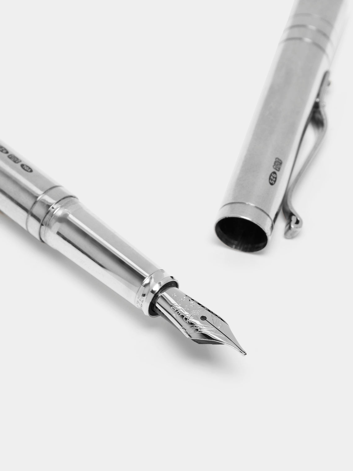 Yard O Led - Viceroy Standard Sterling Silver Plain Fountain Pen - Silver - ABASK