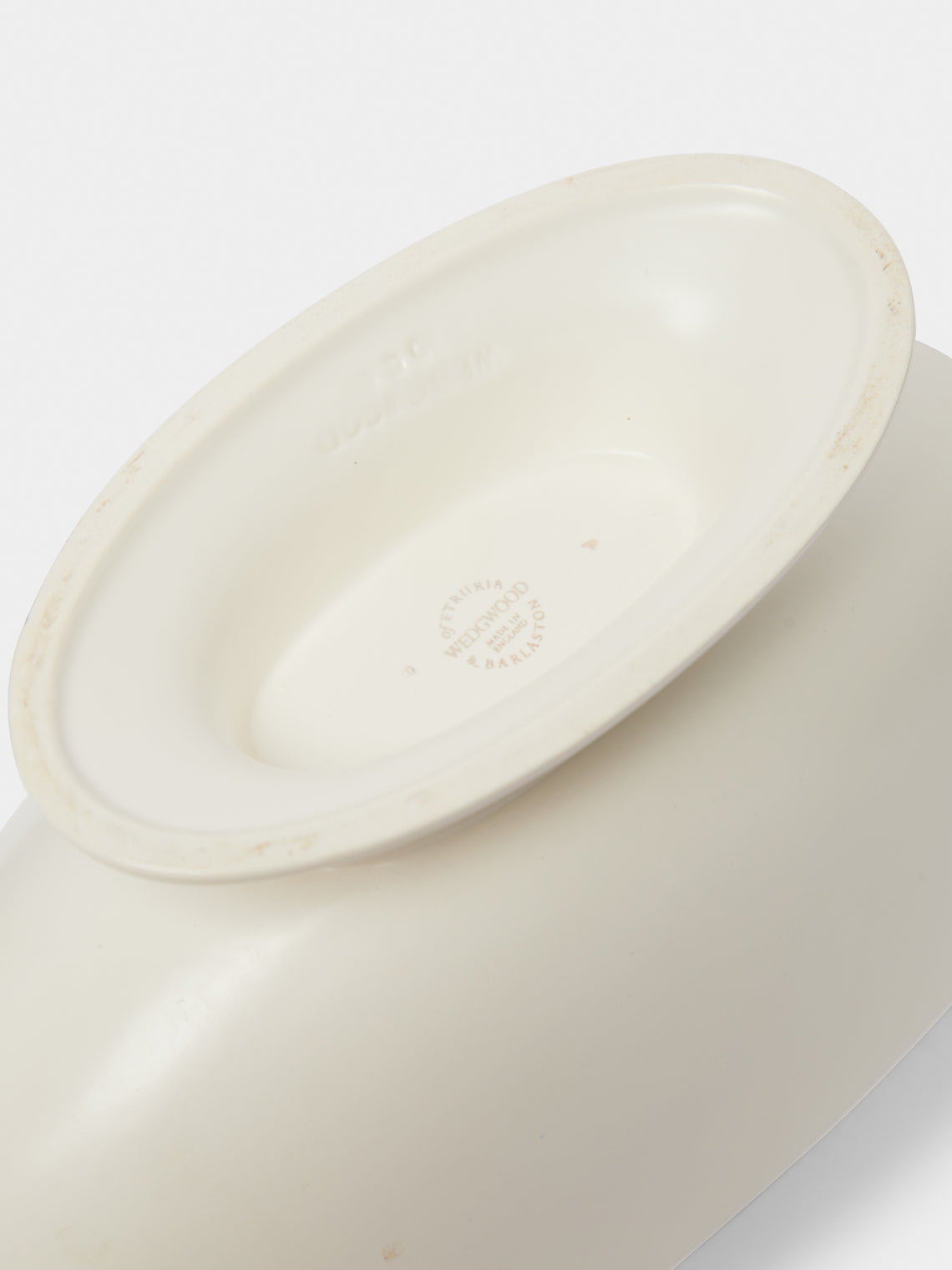 Antique and Vintage - 1930-1940 Wedgewood Deco Ceramic Vase with Handles - White - ABASK