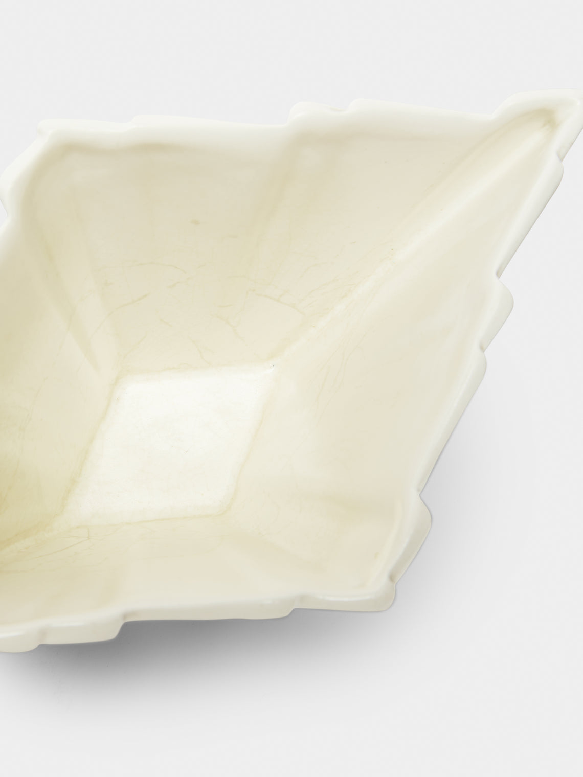 Antique and Vintage - 1930-1940 Art Deco Ceramic Vase - White - ABASK